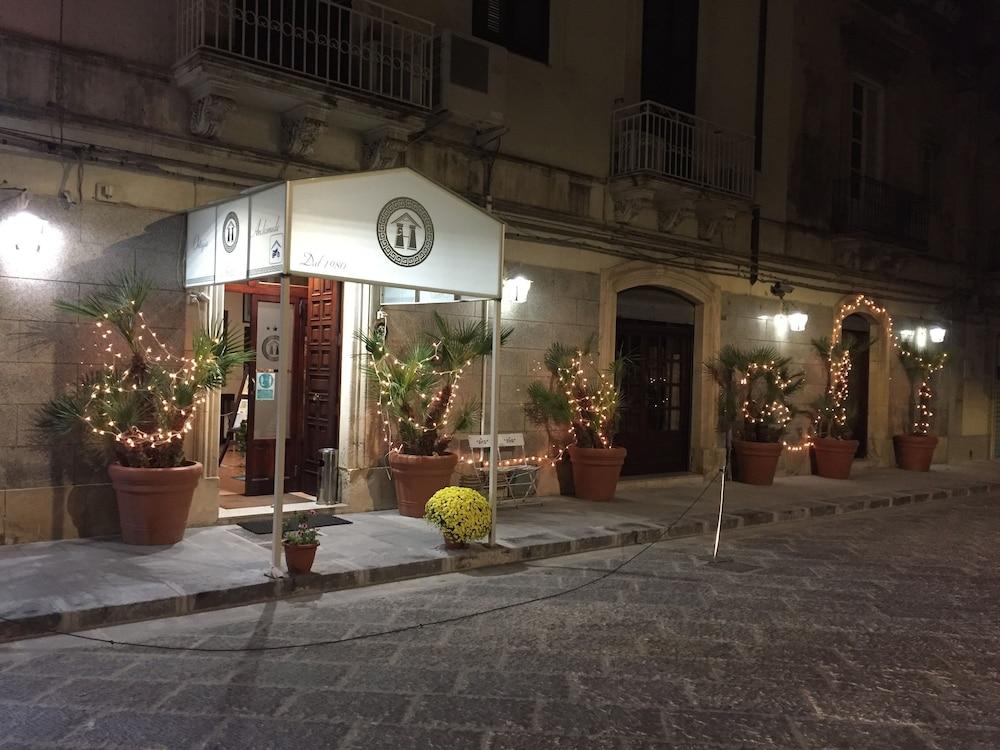 Hotel Archimede Ortigia Συρακούσες Εξωτερικό φωτογραφία